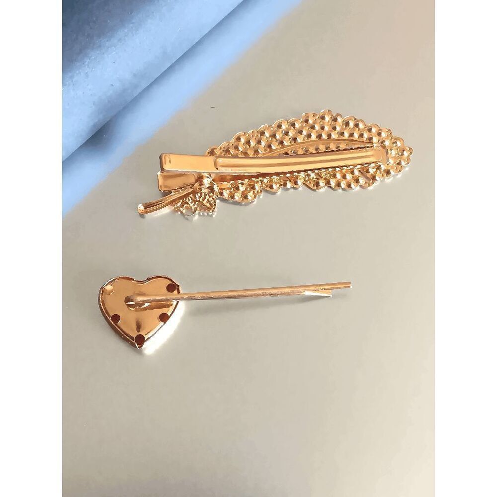 Ladies 2 Piece Feather Heart Hair Clip - Picture 7 of 8